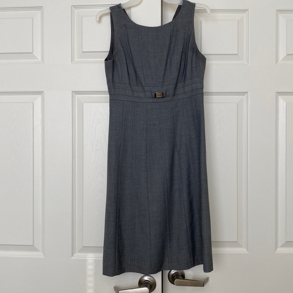Tahari Dress size 2P. Excellent condition. Worn once.